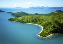 WhitSunday Islands Australia a top ten sailing destination