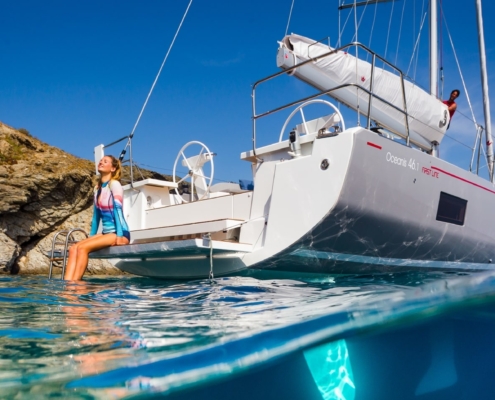 Maneuvering a Dual Rudder Catamaran - What is a Sailing Vacation
