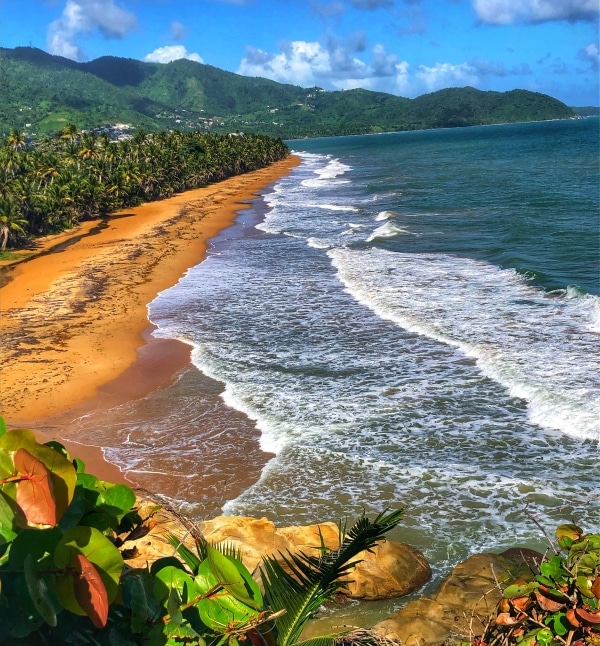 Puerto Rico yacht charter and sailing vacation - beautiful beaches
